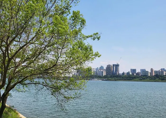 아파트 #seongsu #seoul-forest #han-river #queen-bed *