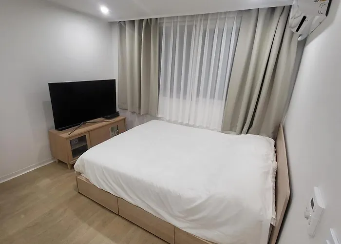 #seongsu #seoul-forest #han-river #queen-bed 아파트