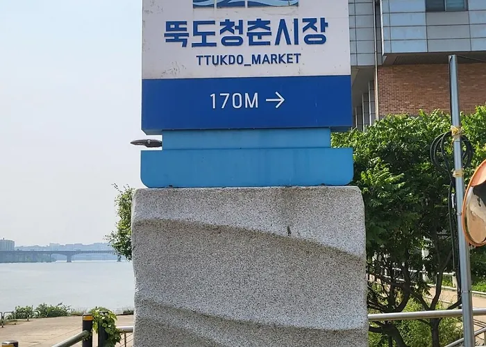#seongsu #seoul-forest #han-river #queen-bed 아파트